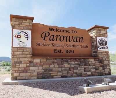 Welcome to Parowan Sign